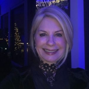 Meet your Posher, Dana